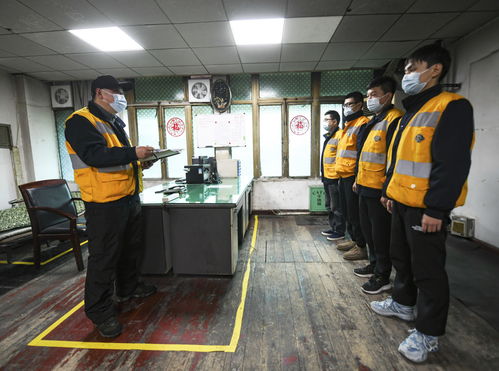 成都“設(shè)備管家”的春運堅守 用心守護(hù)每一段回家路