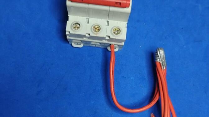 泰州市虹雨電工器材 從線下實業(yè)到線上展示的探索之路